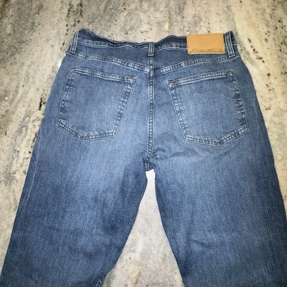 Eddie Bauer Men's 34 x 30 Jeans Straight Leg Medium Wash Work Casual Plain - Picture 6 of 6